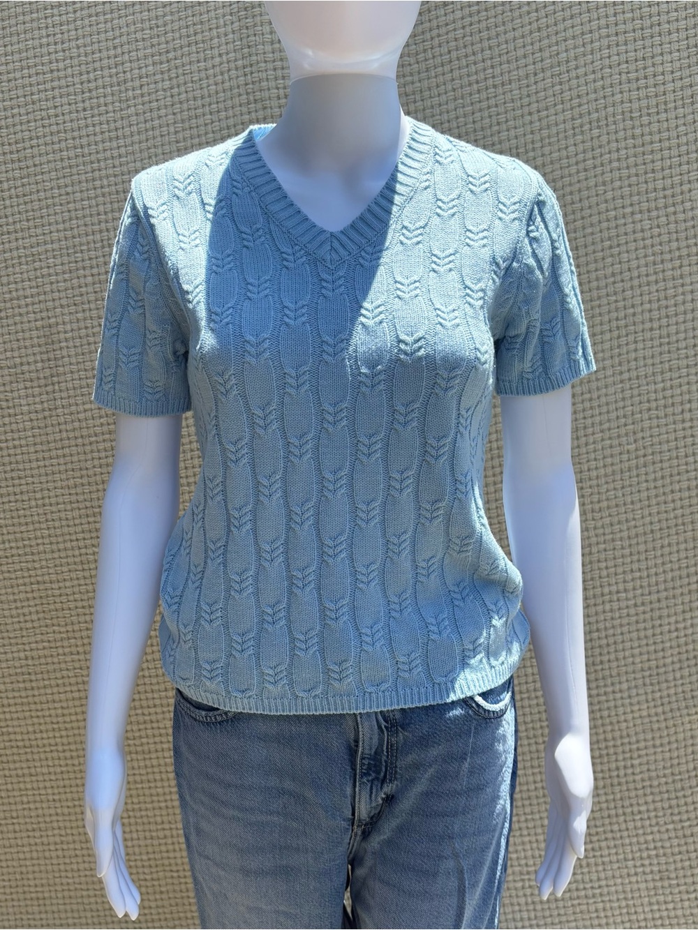 Vintage 90s Light Blue V‑Neck Cable Knit Short Sleeve Sweater Shirt  (M)